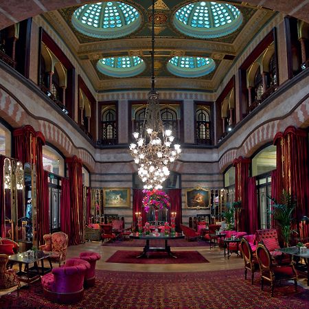 Pera Palace Hotel Istanbul Exterior photo The lobby of the hotel