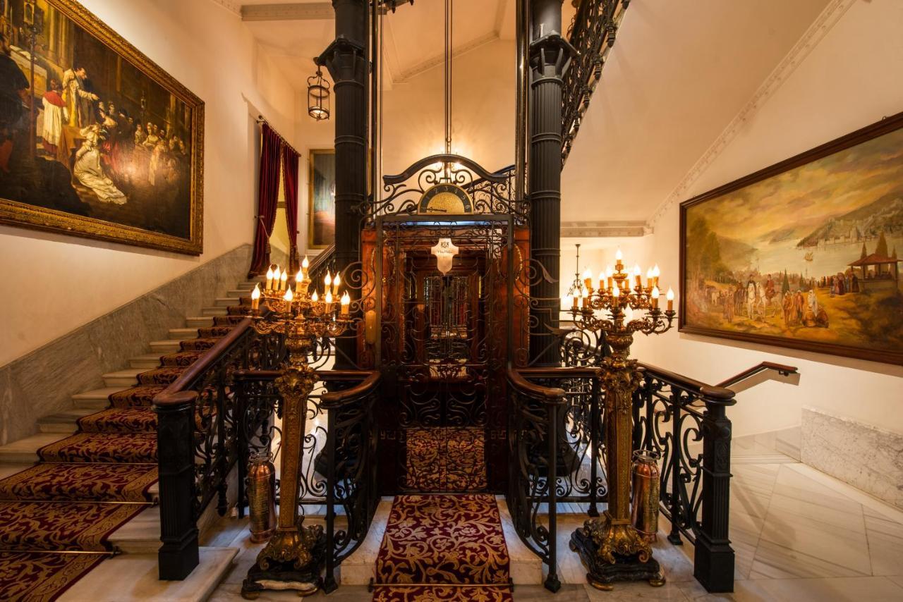 Pera Palace Hotel Istanbul Exterior photo The synagogue's bimah