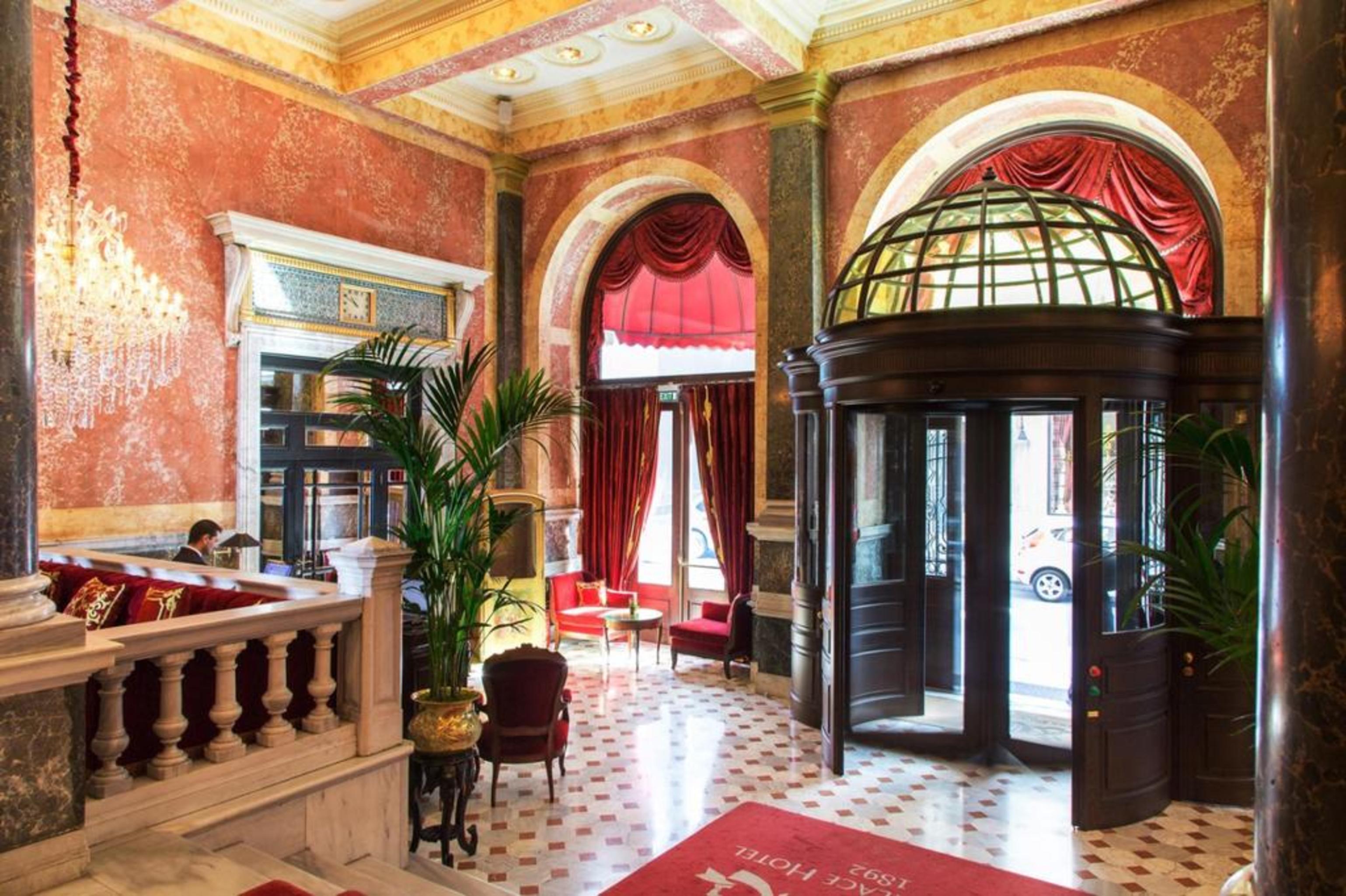 Pera Palace Hotel Istanbul Exterior photo