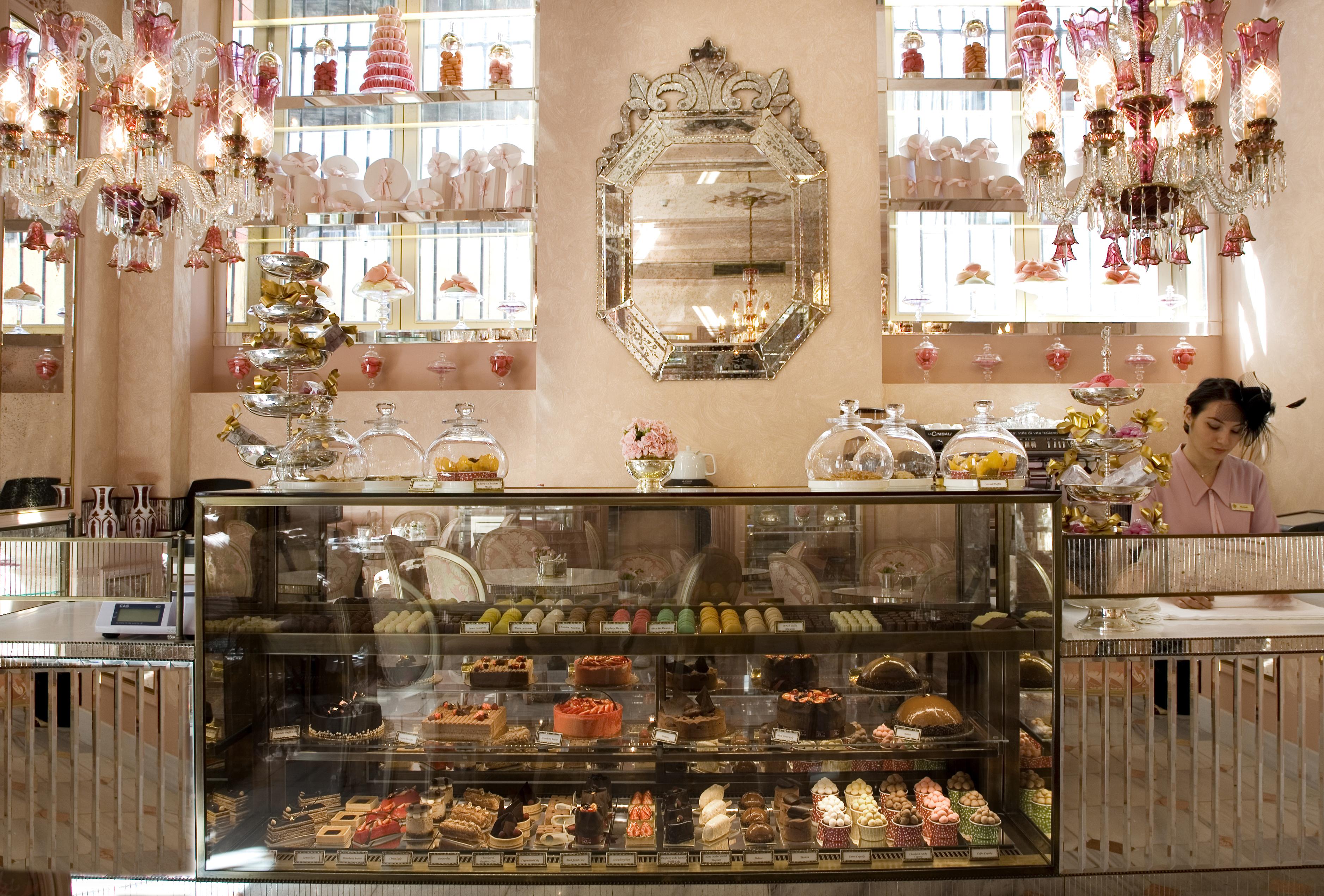 Pera Palace Hotel Istanbul Exterior photo The interior of the pastry shop